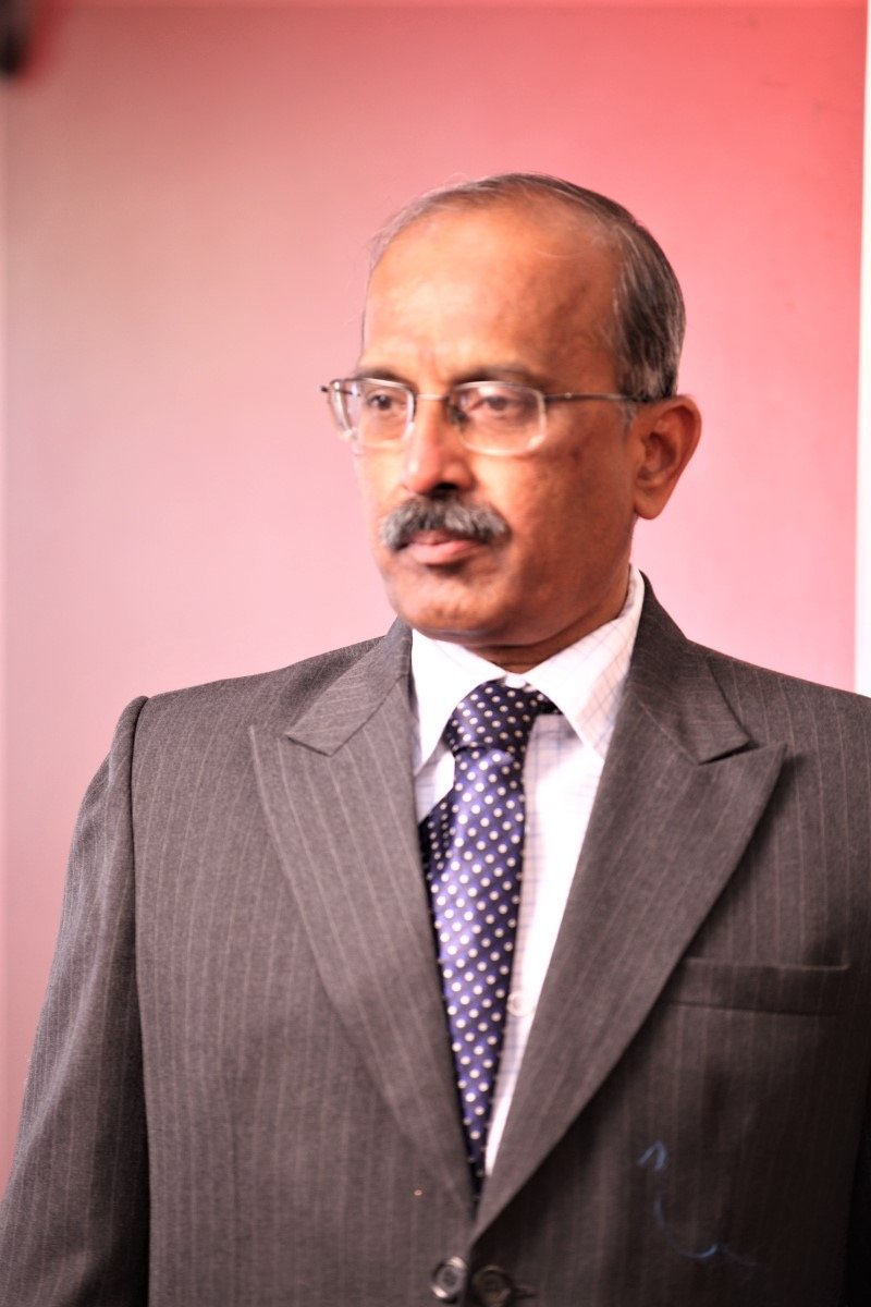 Shri Girish Gangadhar Kandalgaonkar